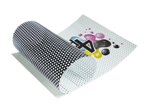 Detail UV tisk - samolepící folie PERFOROVANÁ